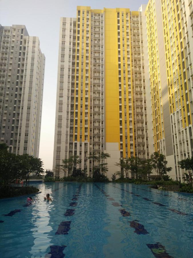 Springlake Apartemen 2Br-Sumarecon-Bekasi, By Bu Johan ภายนอก รูปภาพ