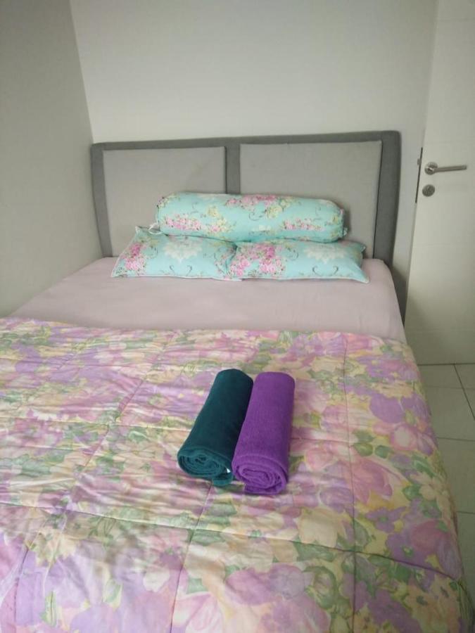 Springlake Apartemen 2Br-Sumarecon-Bekasi, By Bu Johan ภายนอก รูปภาพ